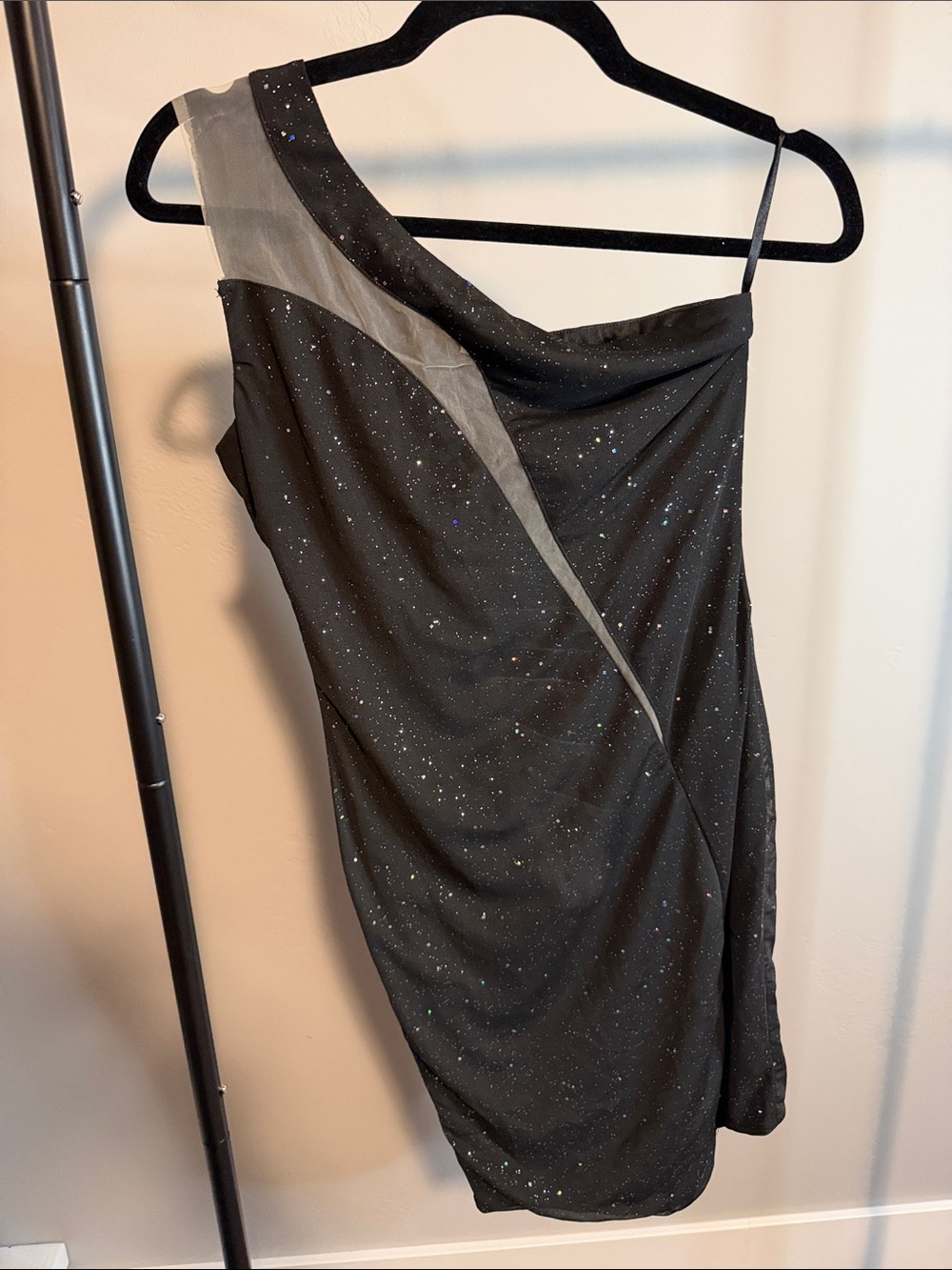 Source Unknown Black One-Shoulder Sparkle Dress with Sheer Inset